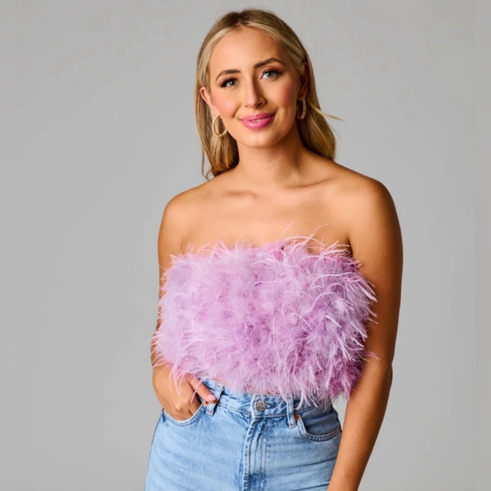 Like New Buddy Love Fancy Strapless Feather Croptop ✨💫